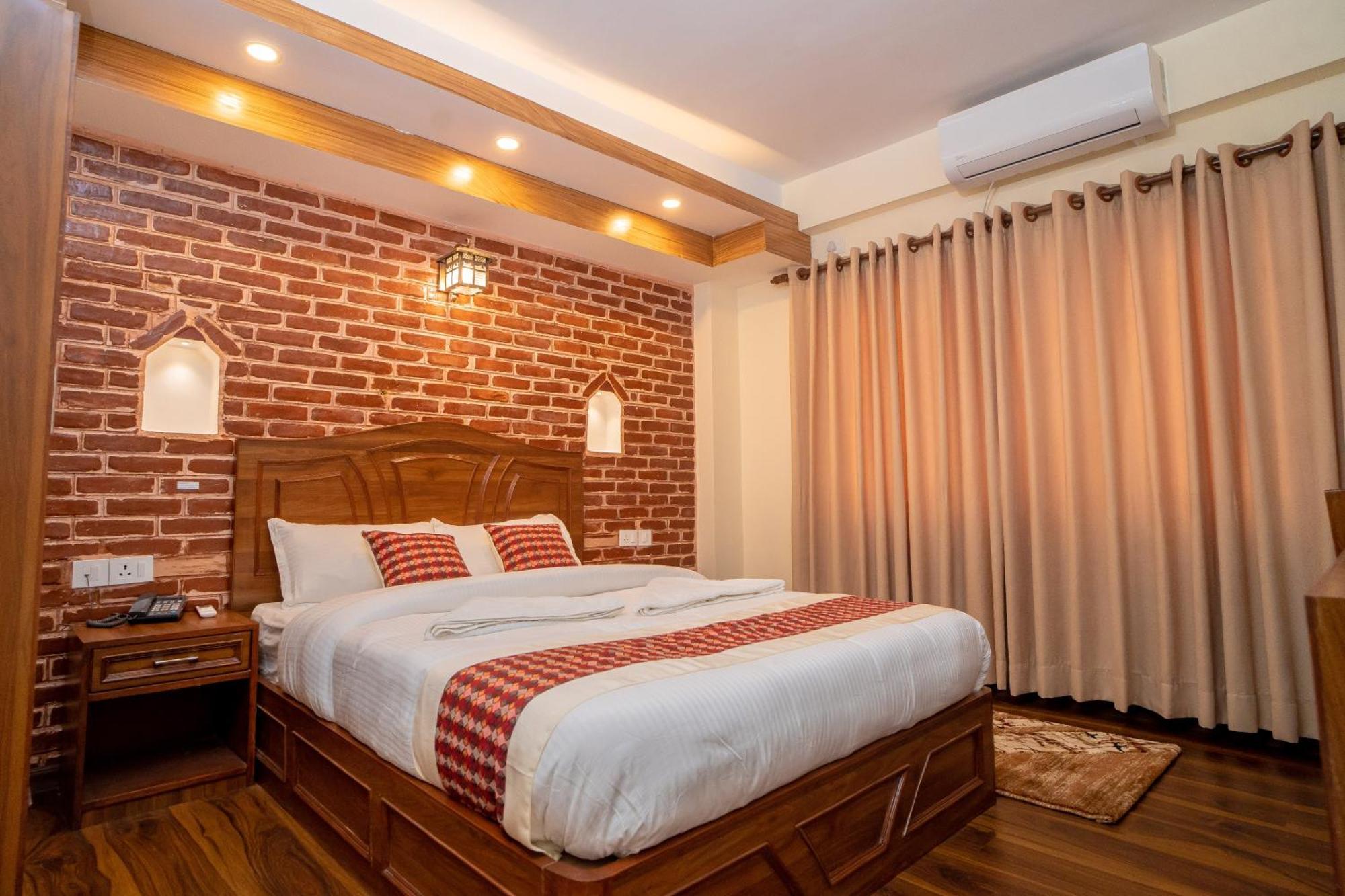Madhuban Hotel Katmandou Extérieur photo